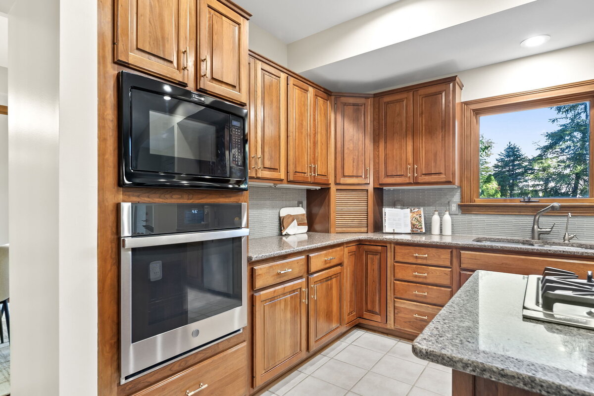 14-web-or-mls-A7407364