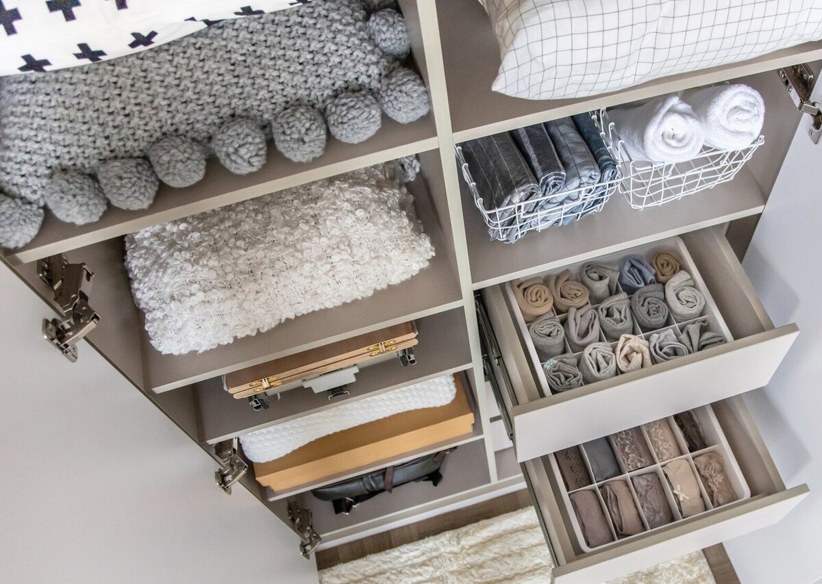 Closet shelves