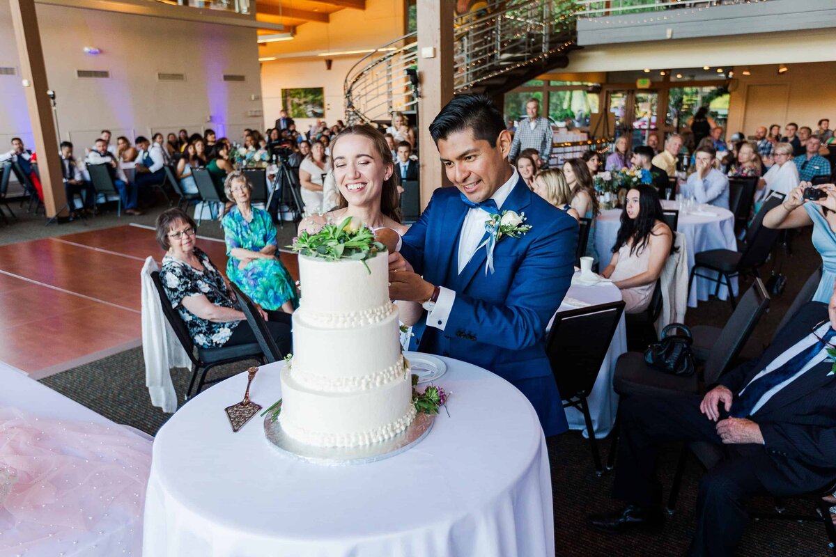 Lake-Wilderness-Lodge-Wedding-Maple-Valley-WA-5731