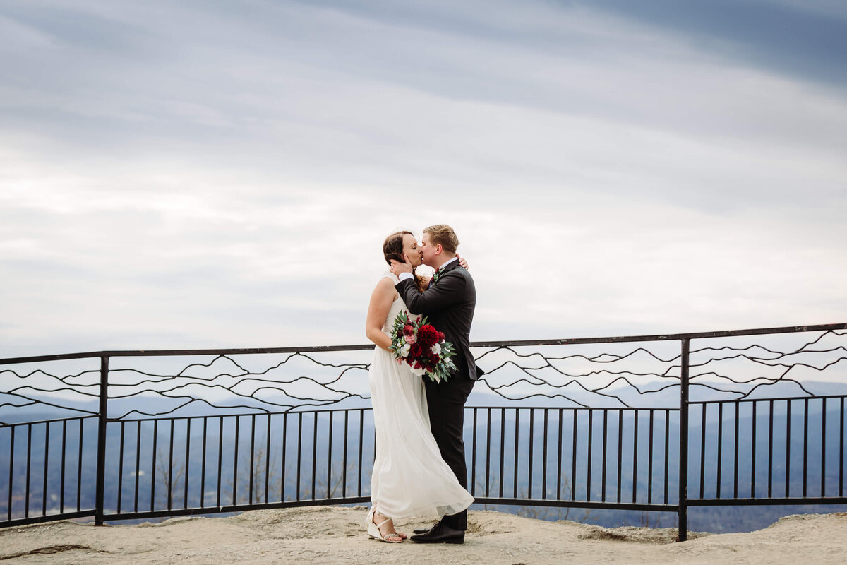 Jump-Offf-Rock-NC-Elopement-33