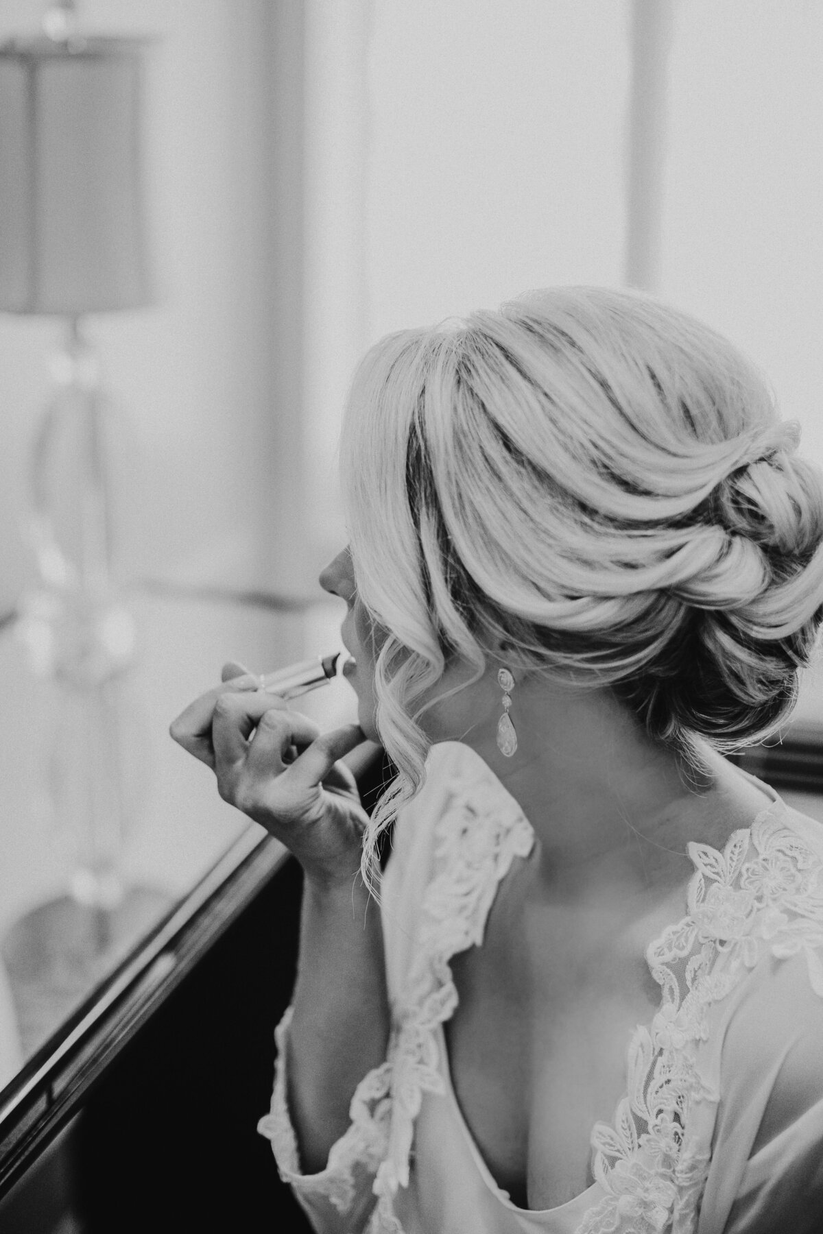 bride-getting-ready