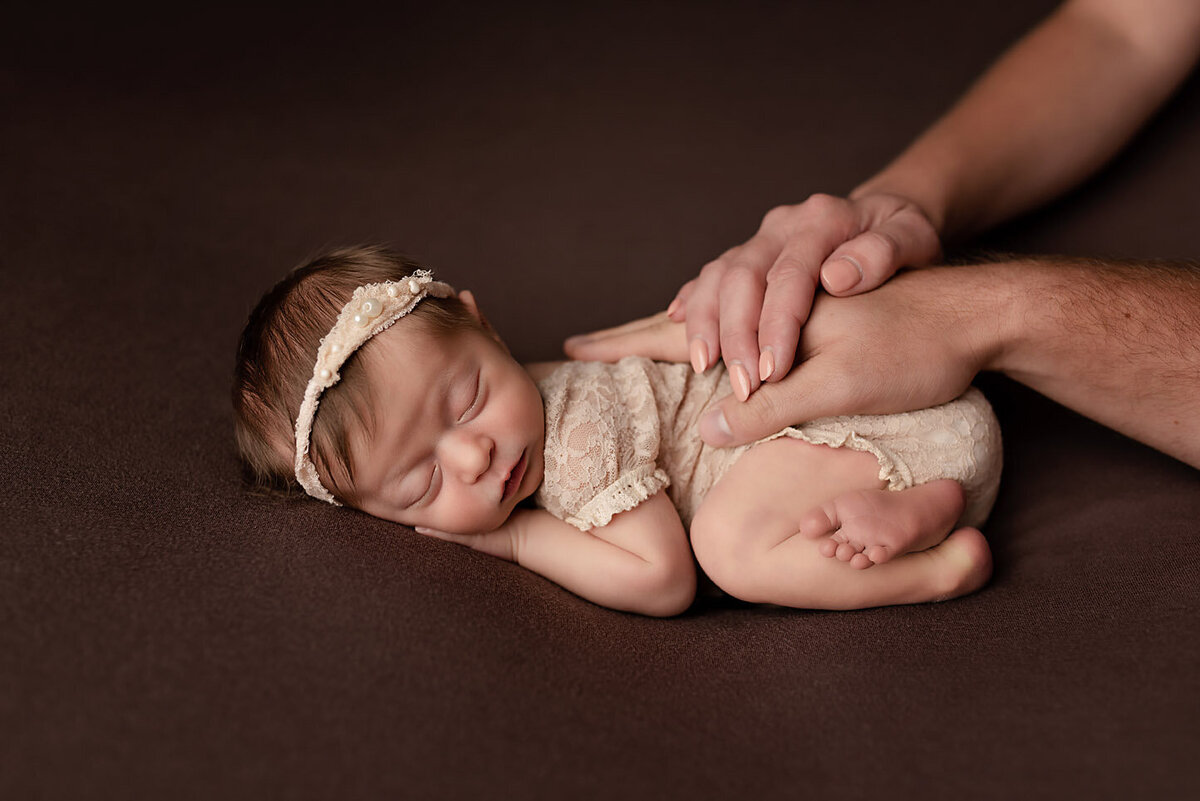 Paris-Newborn-Photographer-67