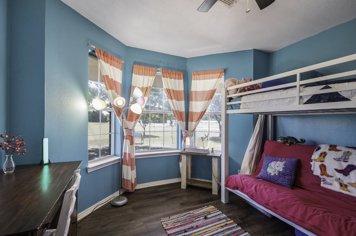 8229EastLoneOak-11