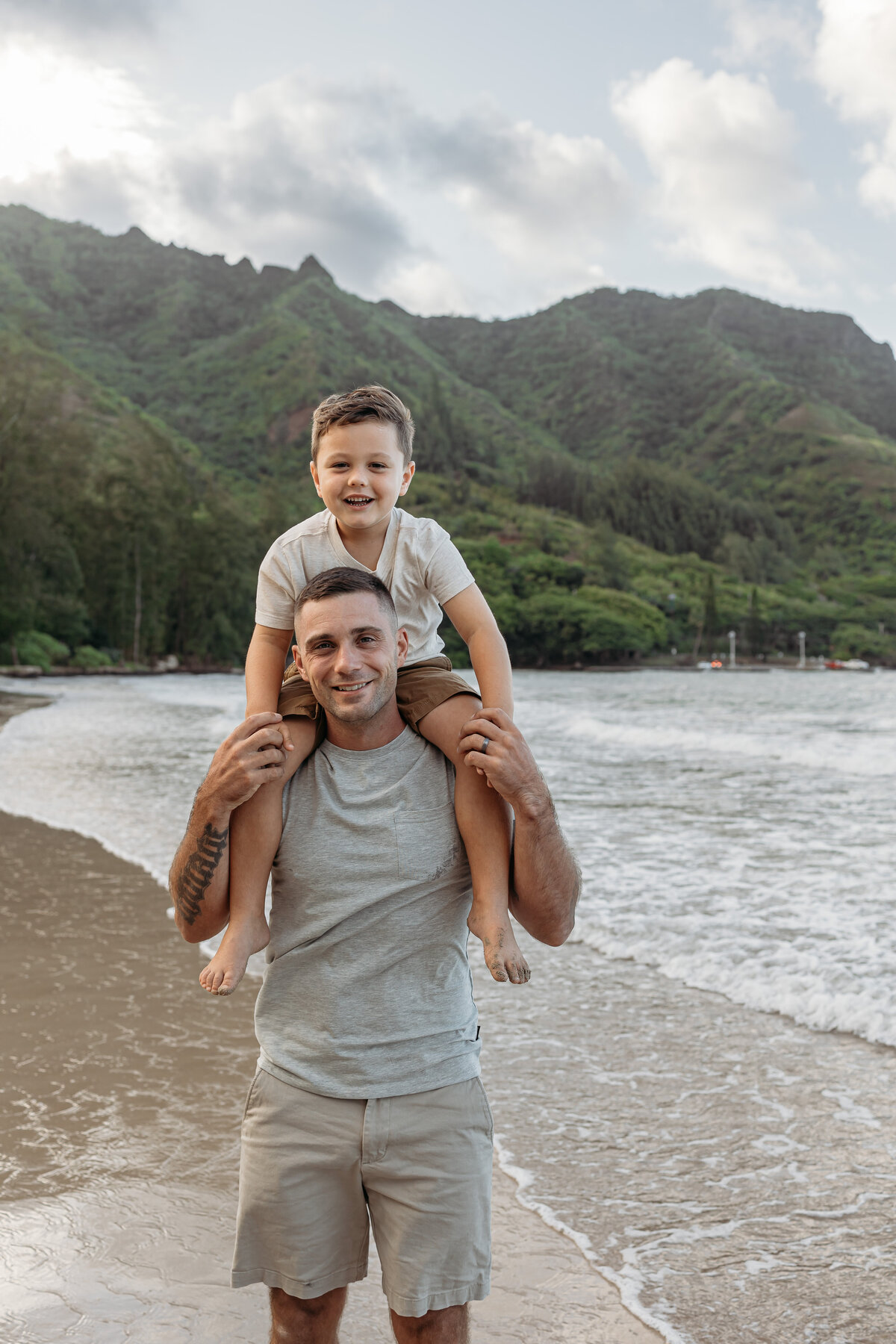 kahana-bay-beach-family-photos-29