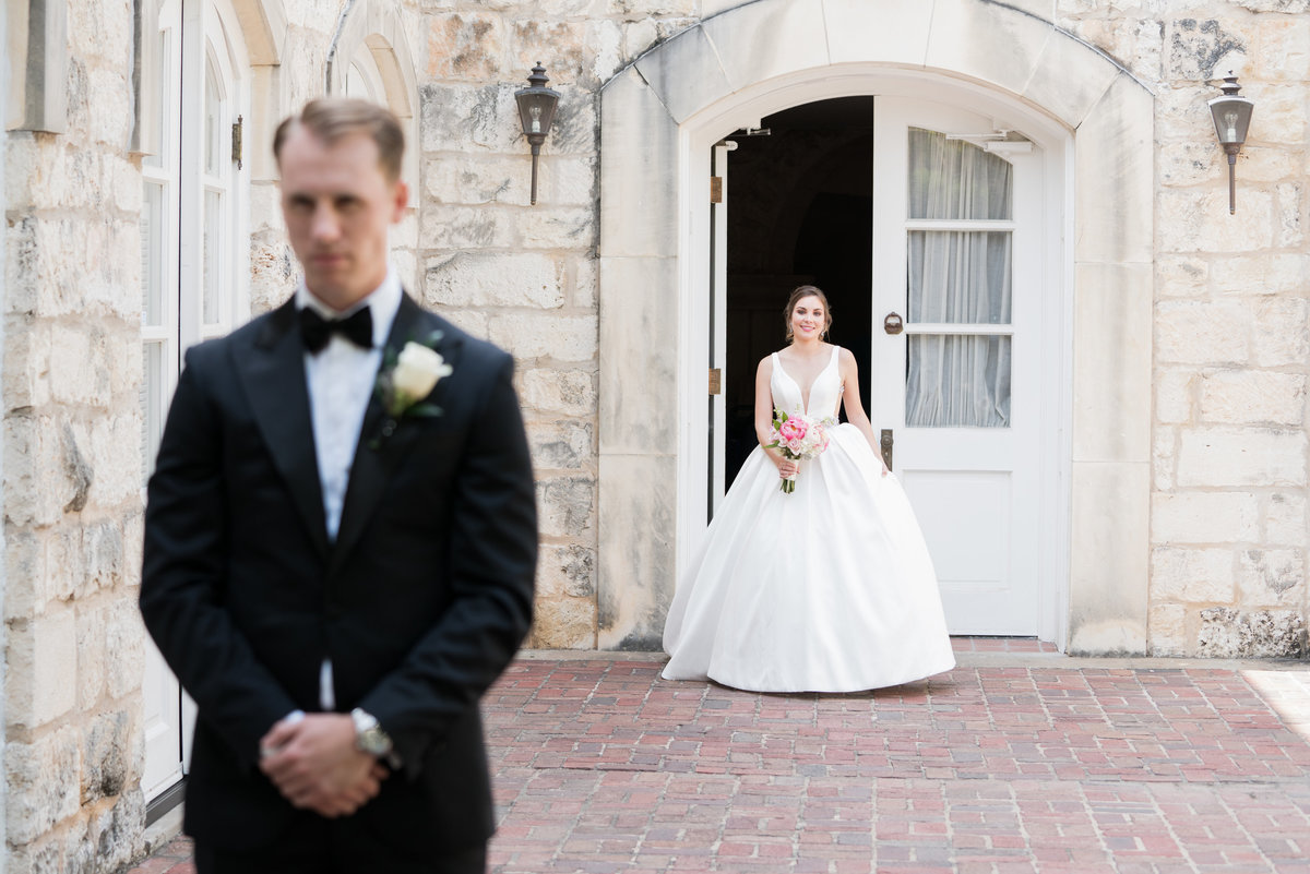 Austin wedding photographer chateau bellevue wedding photographer bride groom first look