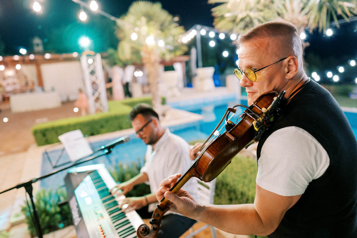 W1-Wedding-Photos-Alexander-and-Katerina-2023-07-08-2500px-1175