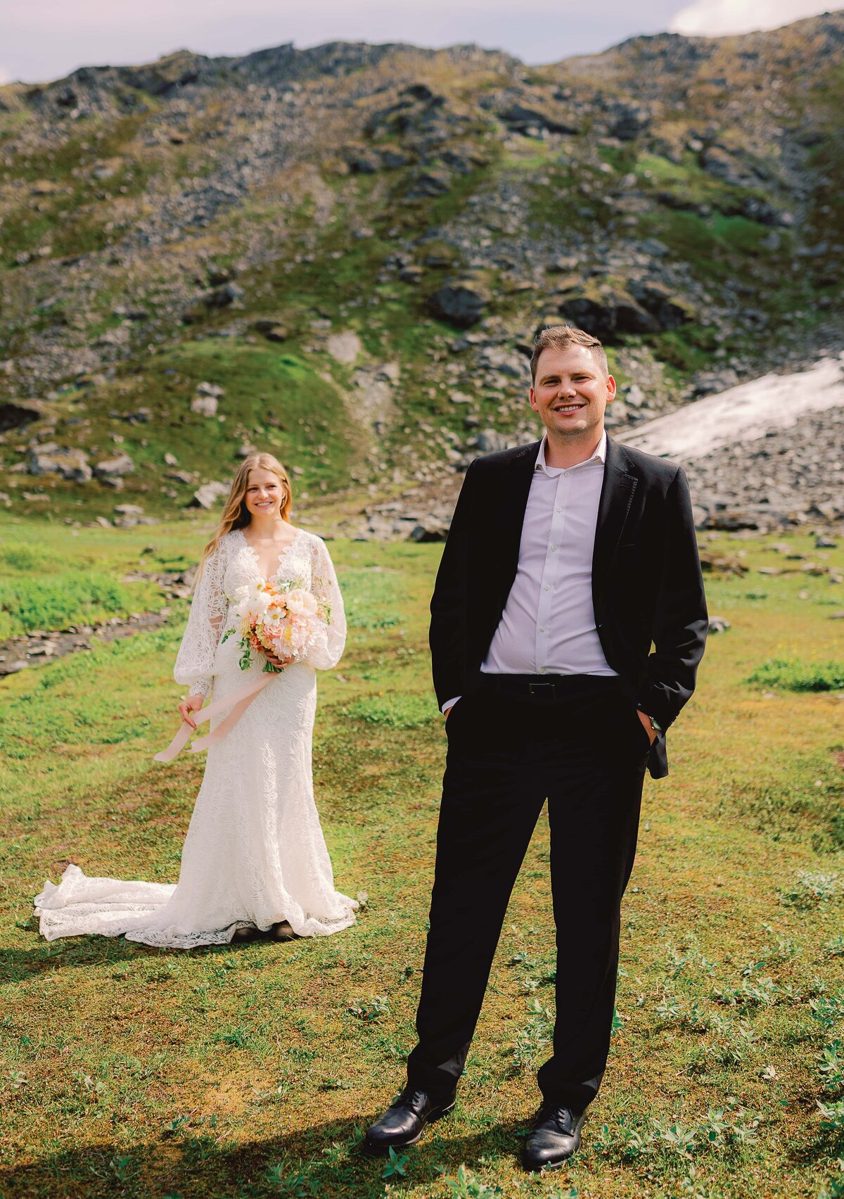 Alaskan-Mountain-Wedding-17