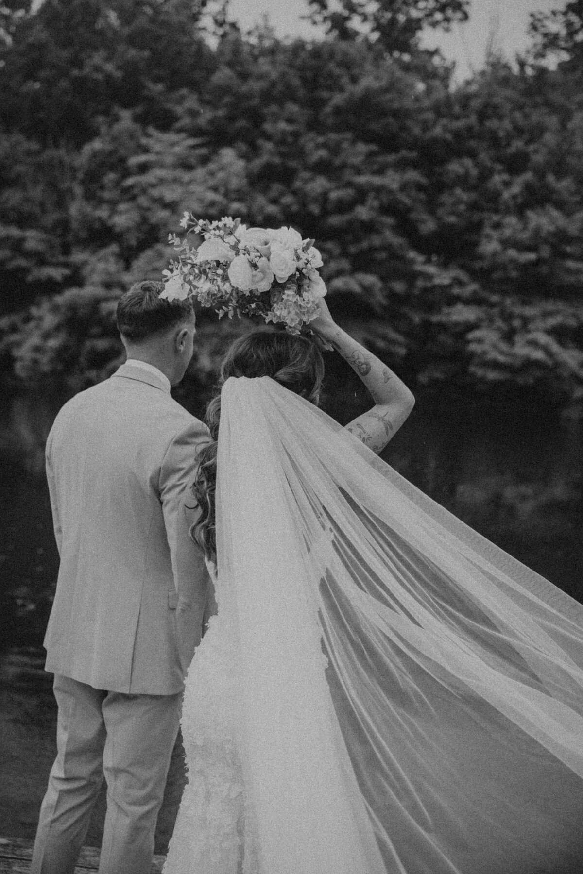 tomlinson-wedding-bride-groom-36