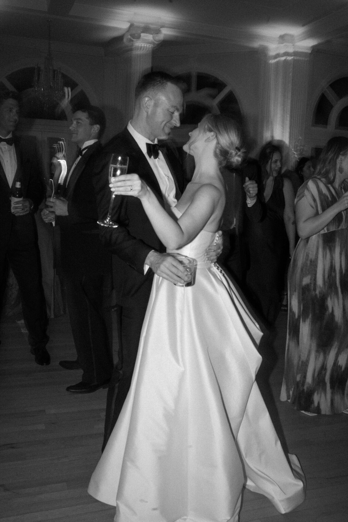 Erin+Shaun_Wedding_FoxtailCo-1031