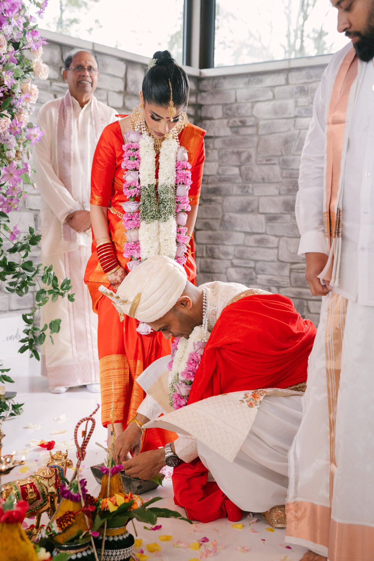 strokes-photography-luxury-indian-weddings-guild-inn-toronto-tamil-wedding-103