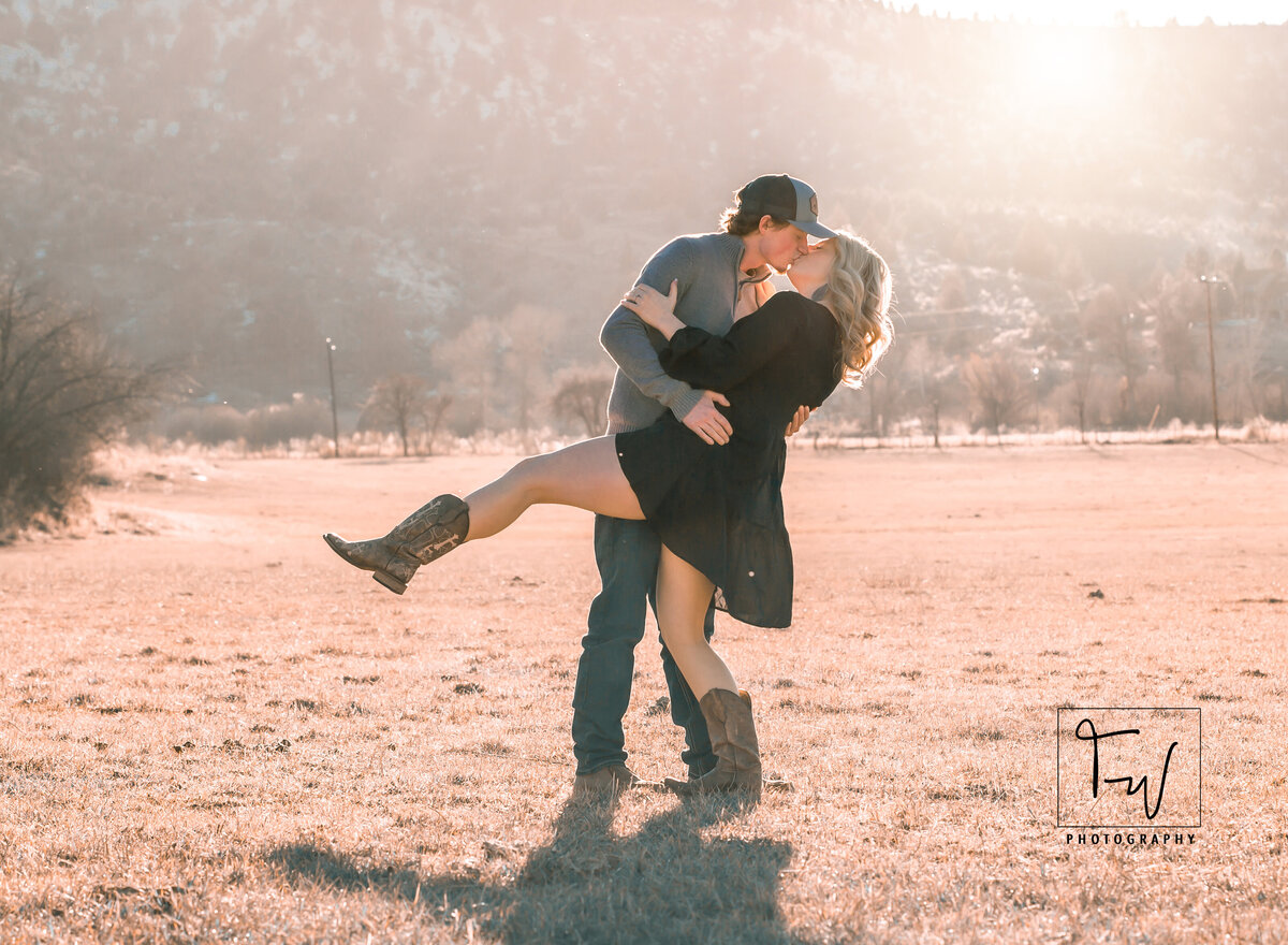 Tanni_Wenger_Photography Engagement_Photographer Wedding_Bells Wedding_Photographer 