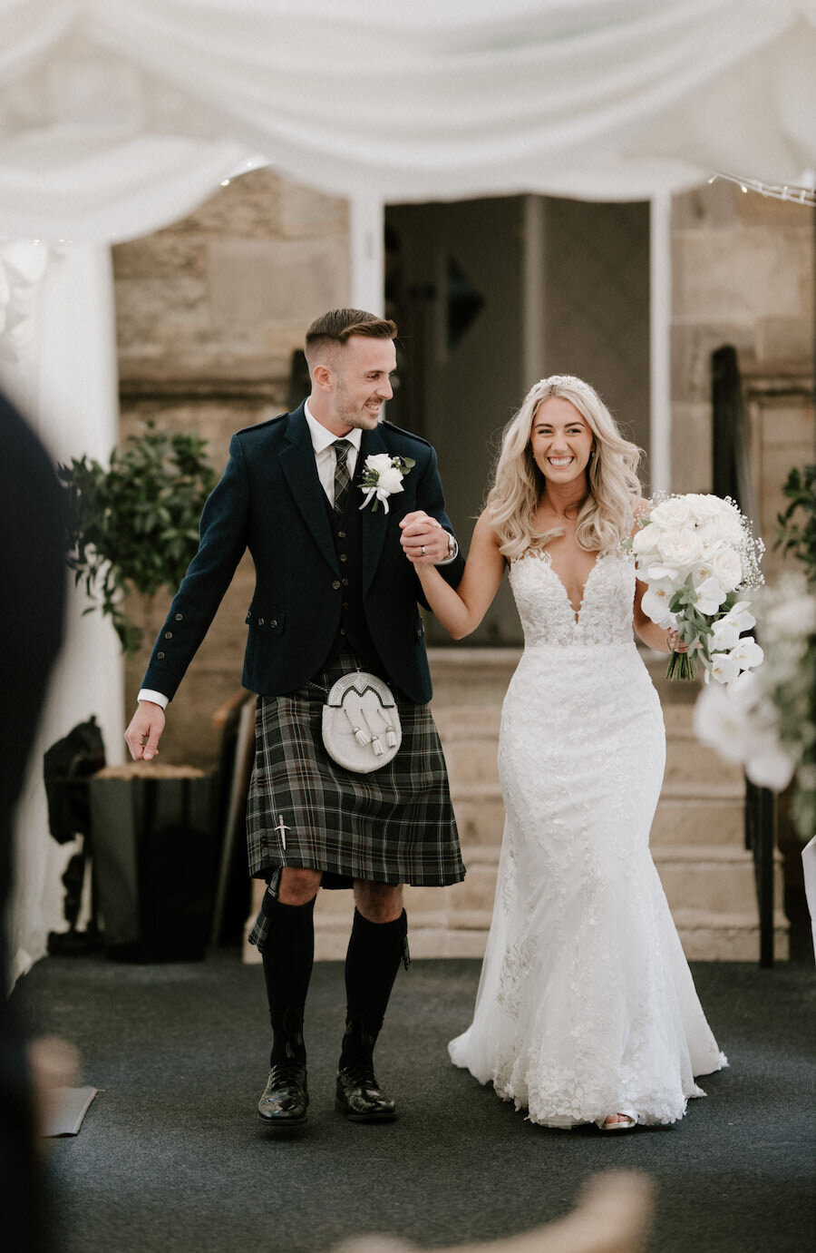 Nicola-Campbell-Timeless-Wedding-Photographer-Scotland-Kinnetles-Castle-Beth&Graham-087