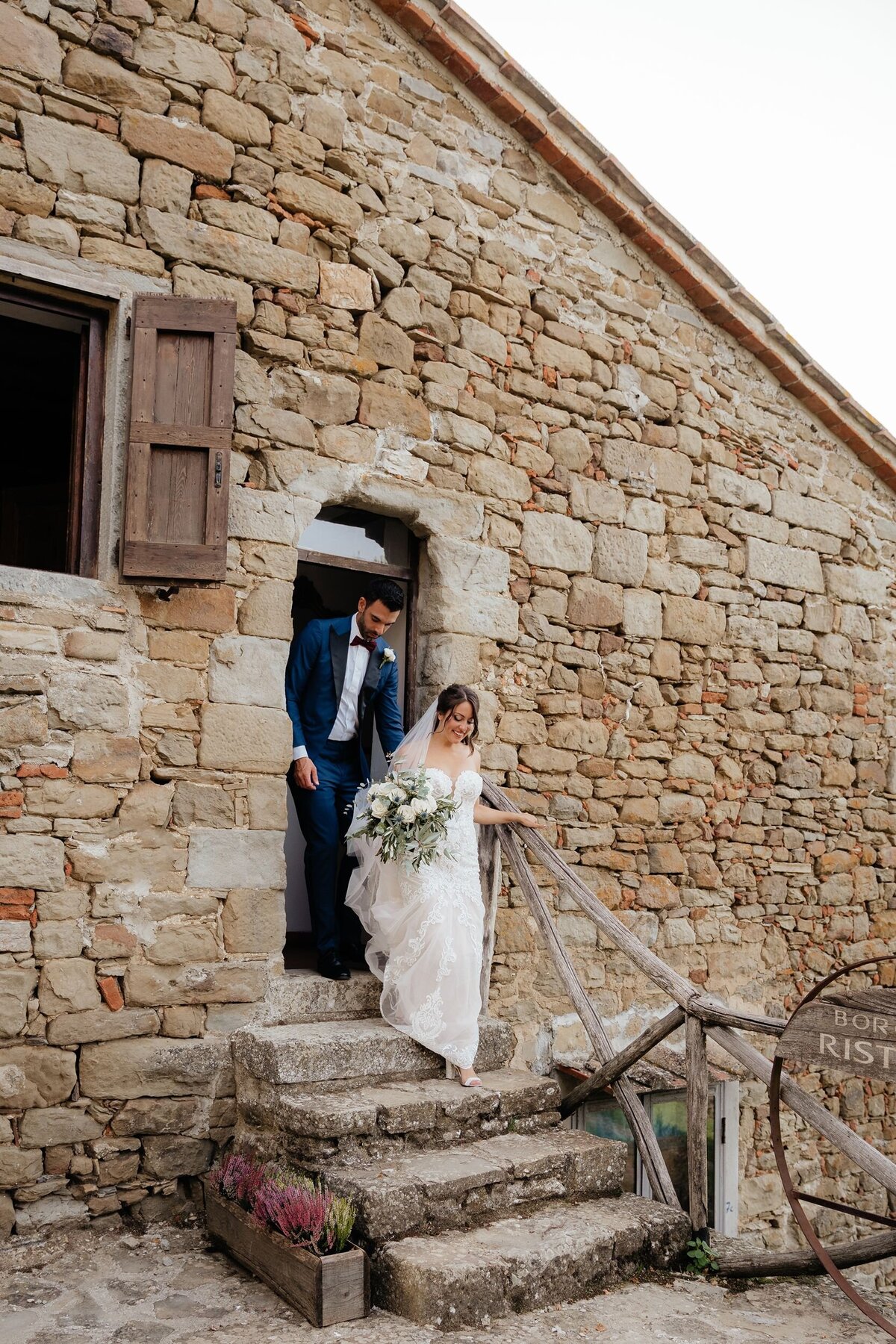Pete-and-Brenna-Tuscany-Italy-Destination-Wedding-33