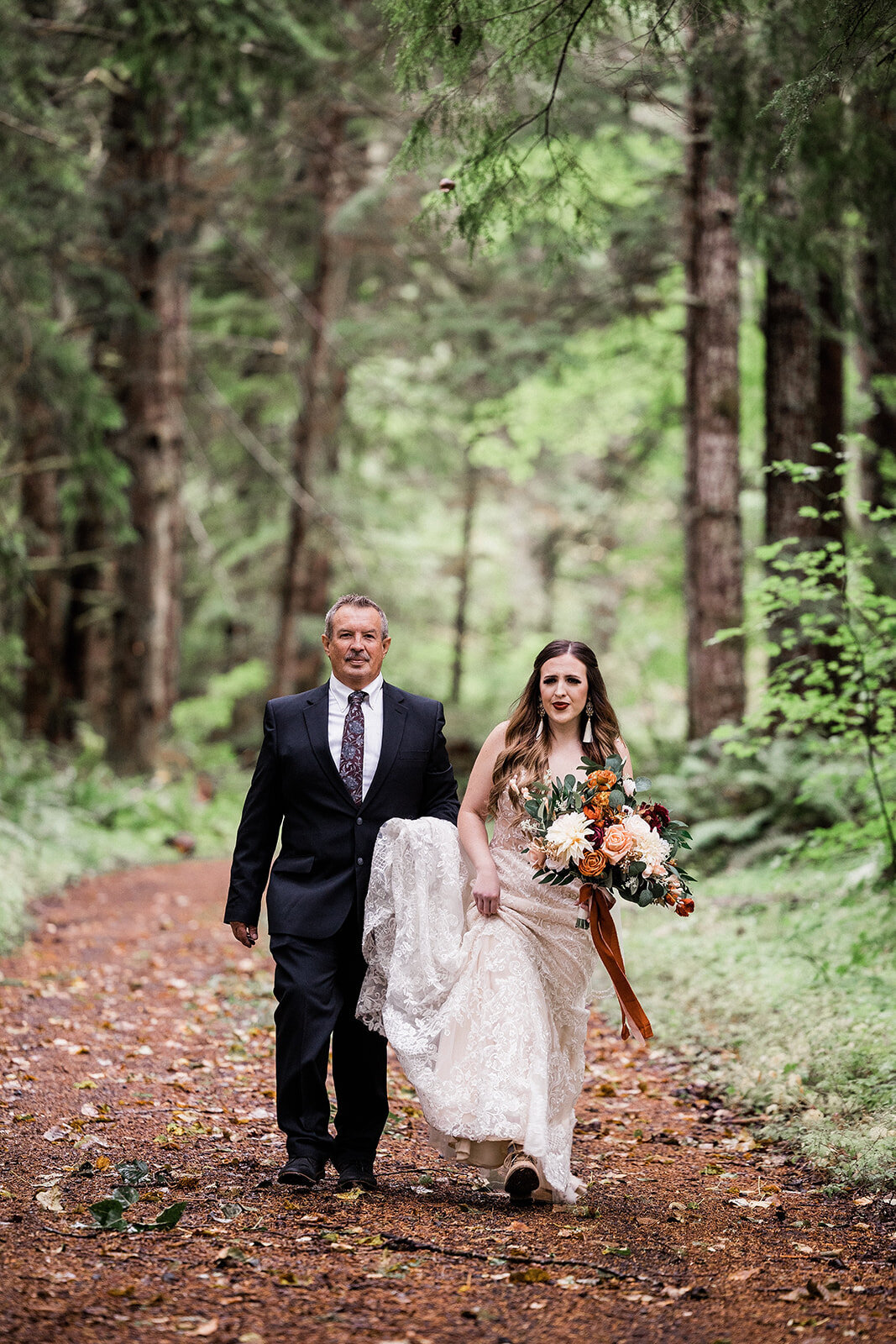 Rainy-Mount-Rainier-National-Park-Intimate-Wedding-41