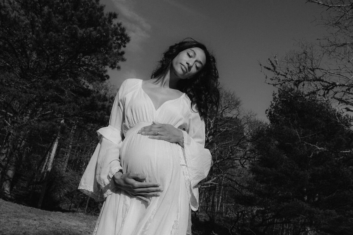 Martha_s Vineyard Maternity- Sarah-Larisa Stinga Photography-March 11_ 2022-142