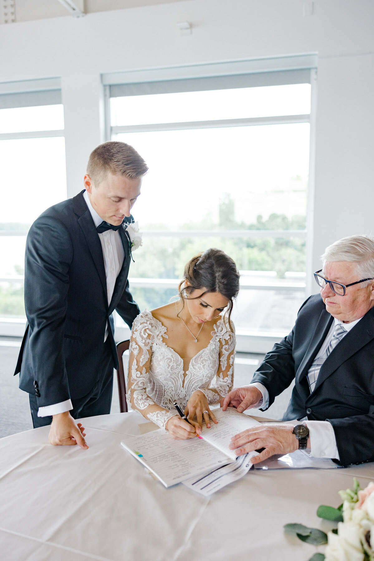 hannah-braden-ottawa-wedding-shaw-centre-2023-154