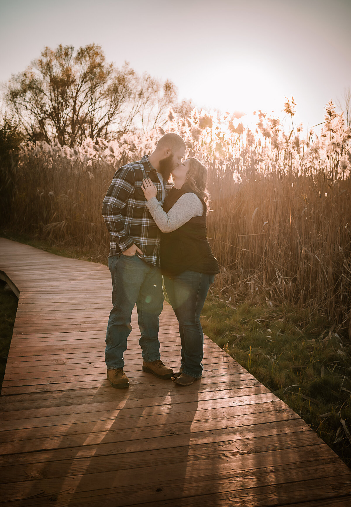 Buffalo and Rochester, NY  family, newborn, maternity, senior, and wedding photographer. Specializing in beautiful ethereal imagery,  print packages, maternity client closet. Buffalo and WNY maternity, newborn, senior and family photographer. Specializing in beautiful, colorful, ethereal maternity and newborn imagery. You can come to my dedicated studio or we can have our session in one of the many beautiful locations Buffalo, NY has to offer.