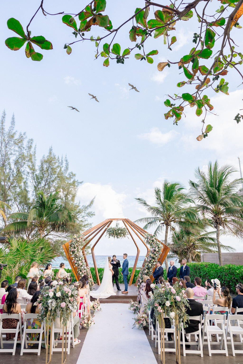 TheFiveBeachesHotelWedding-736