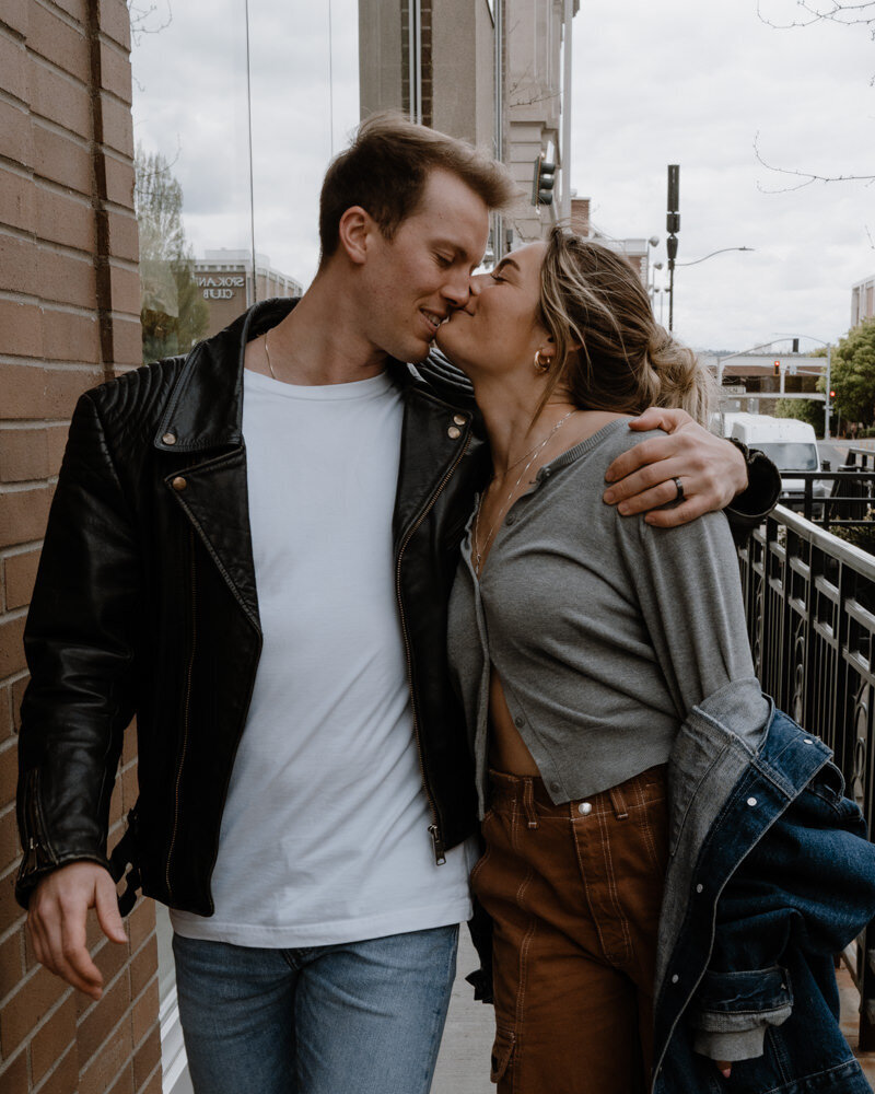 An editorial-style couples session in Washington, blending fine art photography with cinematic storytelling.