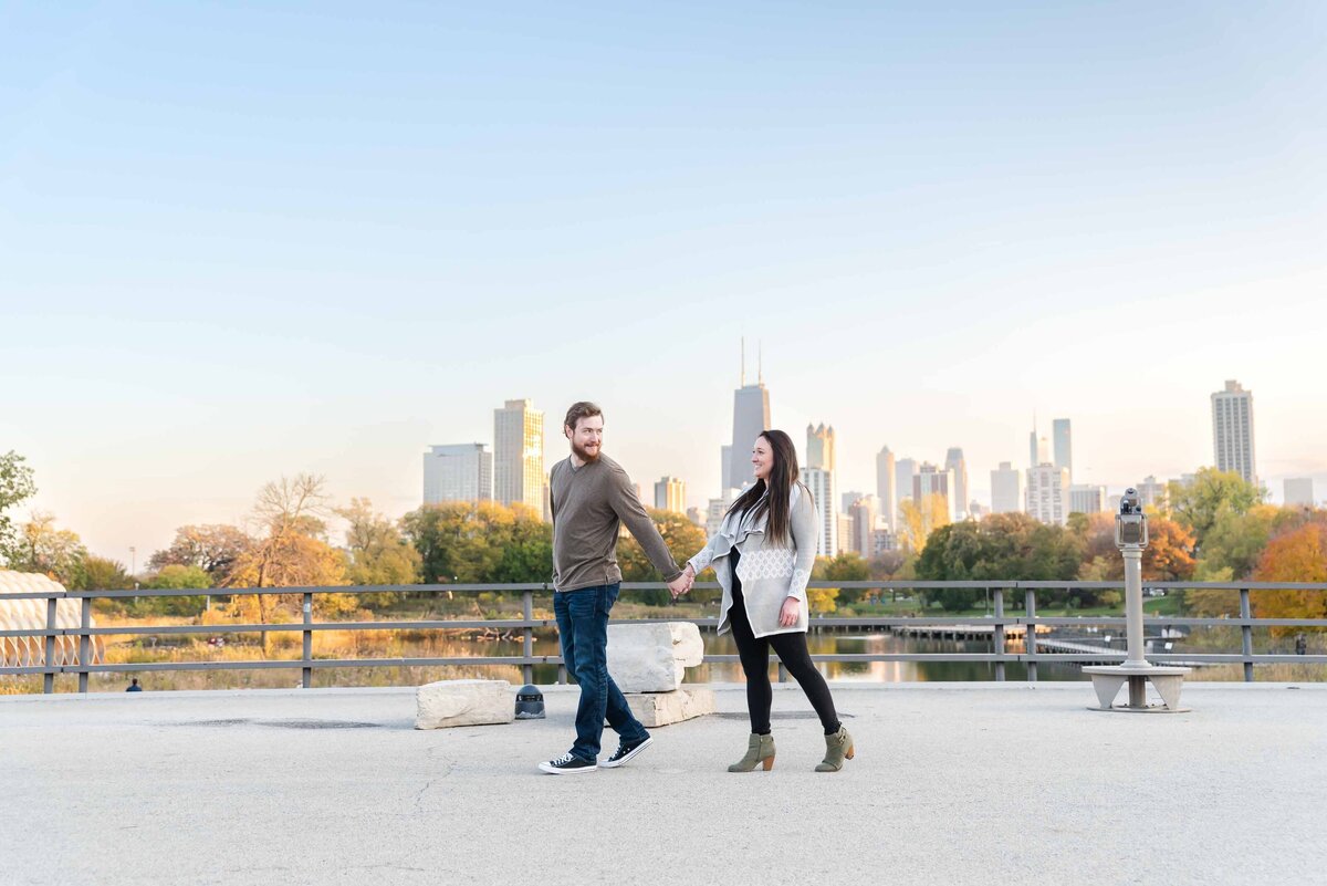 chicago-illinois-fall-engagement-session-dog-lisa-shreffler-photography_20