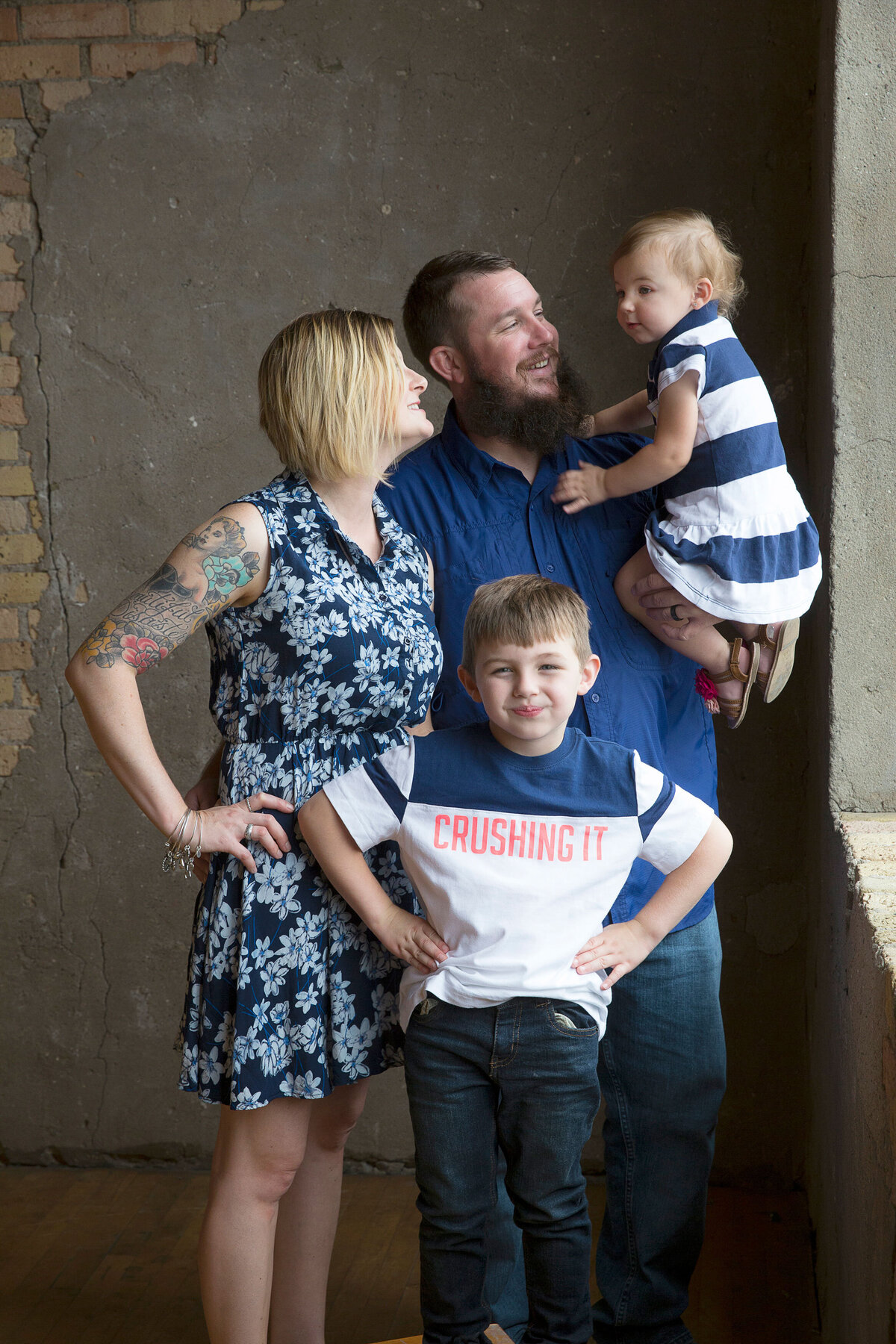 Minneapolis studio photographer family portraits