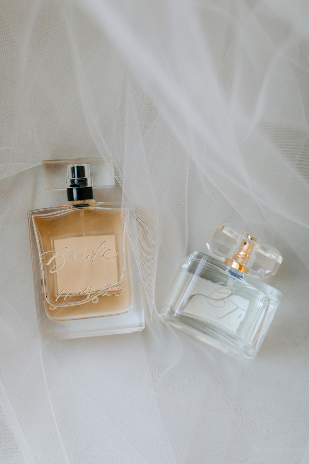 custom-engraved-wedding-perfumr