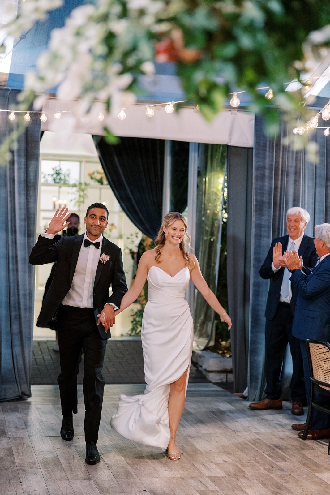 chicago-illuminating-company-wedding-reception-entrance