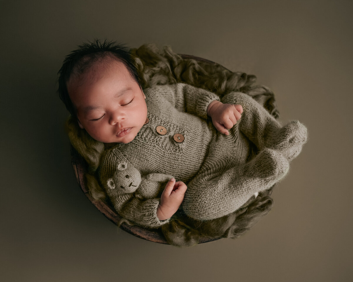 Newborn Photos Seattle-Bluebonnet Photography-Tamara Hudson Studios4
