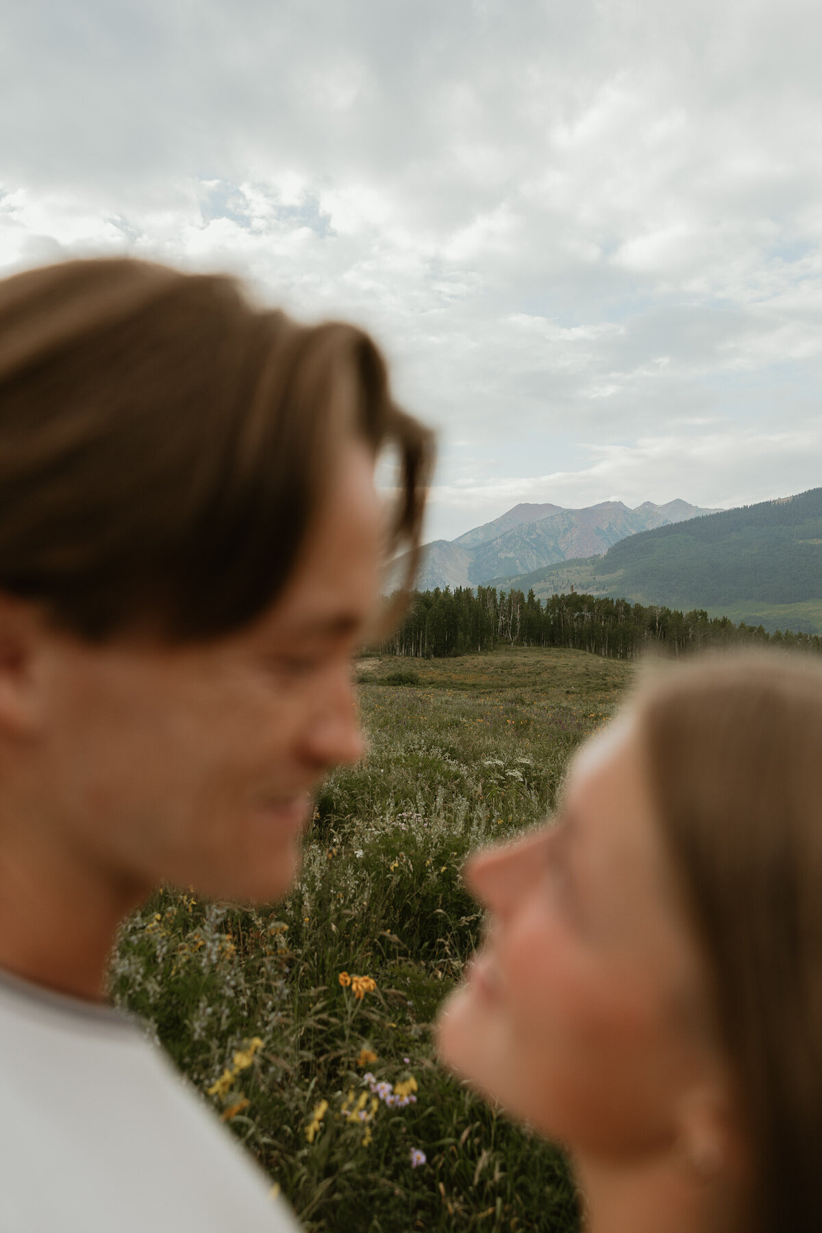 Mount-Crested-Butte-Mountain-Engagement-Aspen-Colorado-21