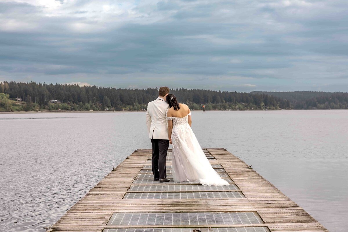 Elona_Shea_Photography_lake_Seattle_washington_kiana_lodge_wedding-150