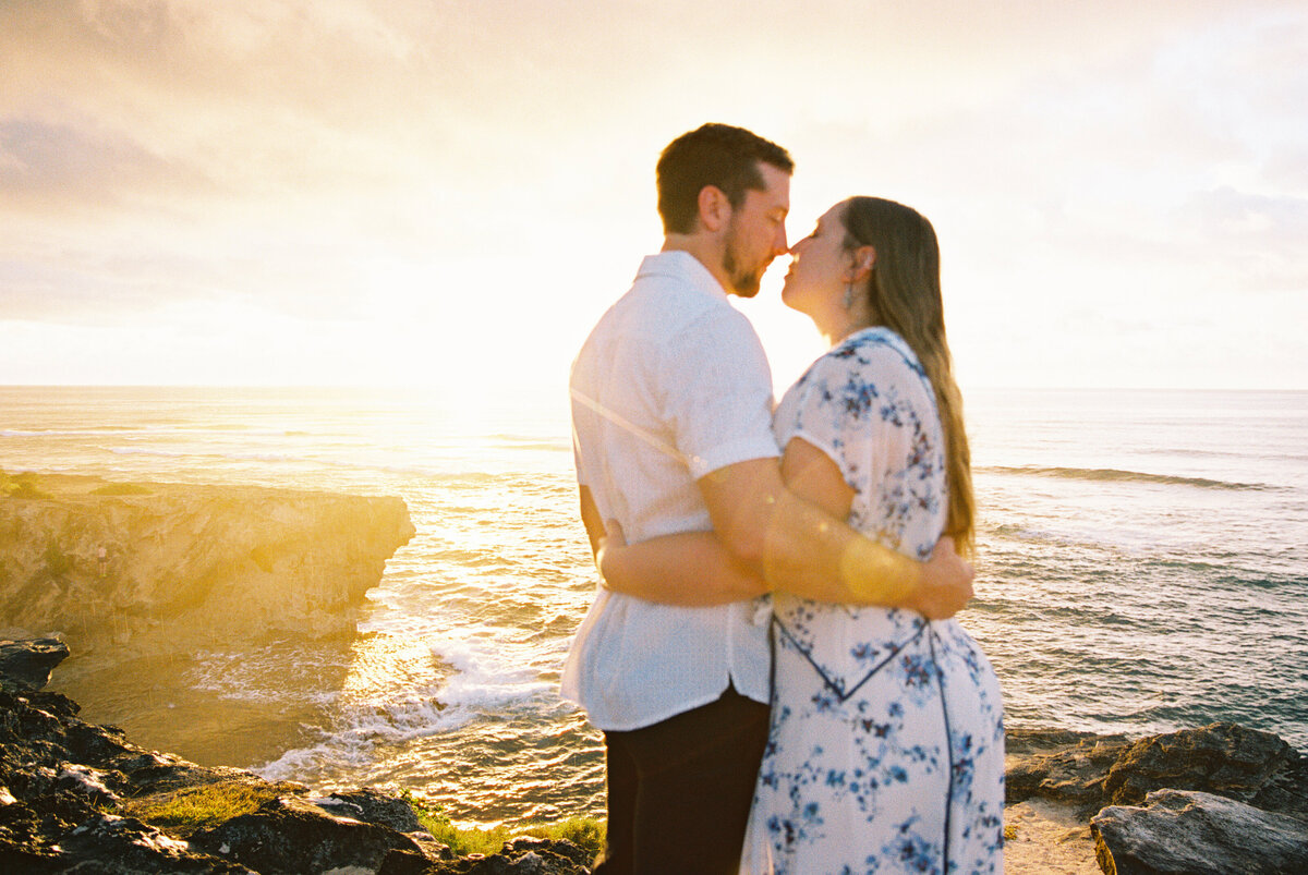 kauai couple honeymoon engagment proposalphotographer mami wyckoff photography145