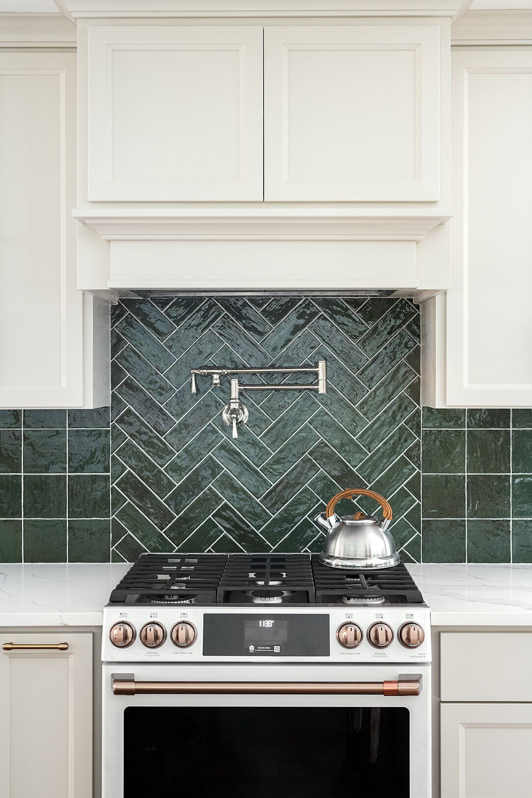 third_lores_kitchen_03