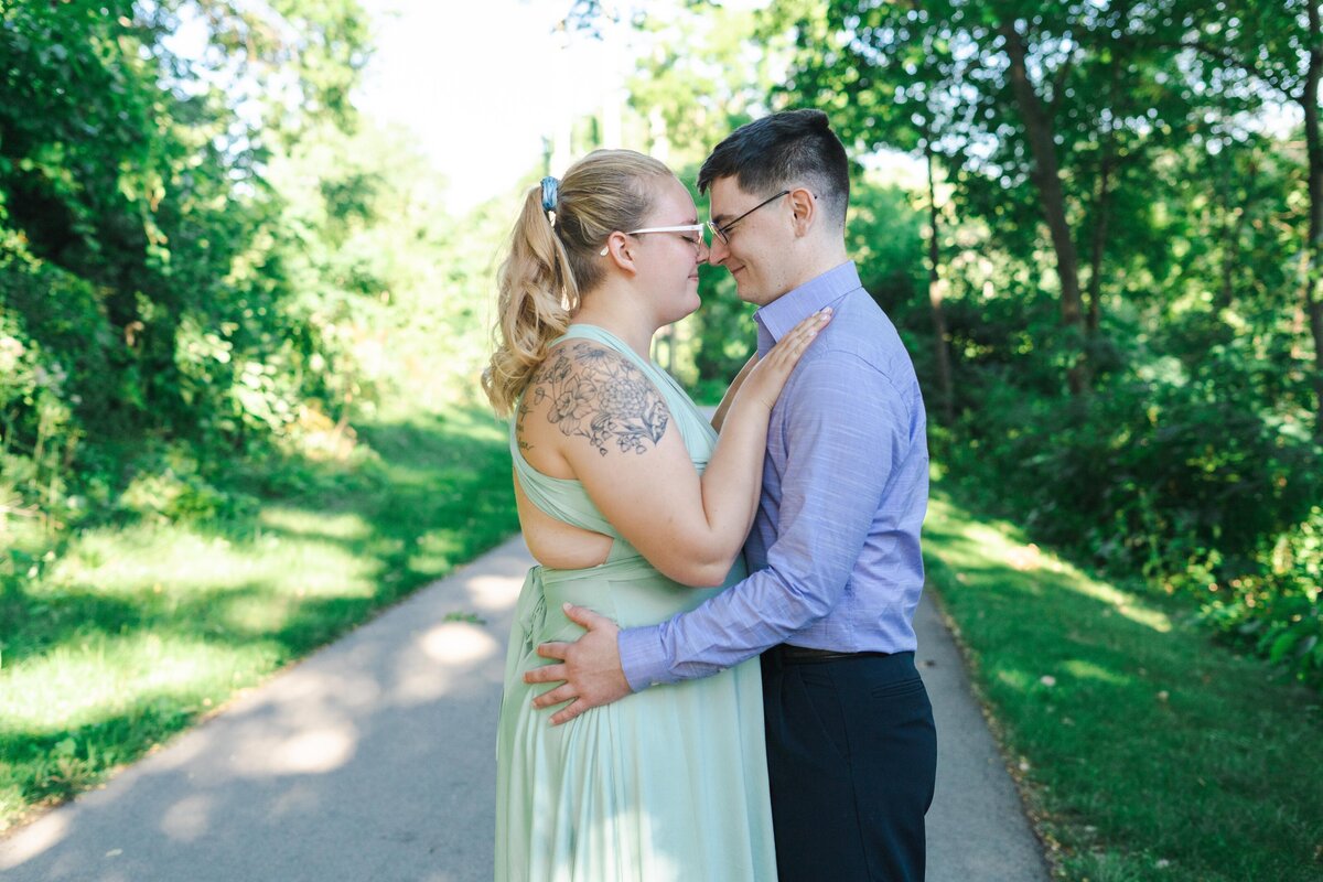 Appleton-Wisconsin-Wedding-Engagement-Photographer06