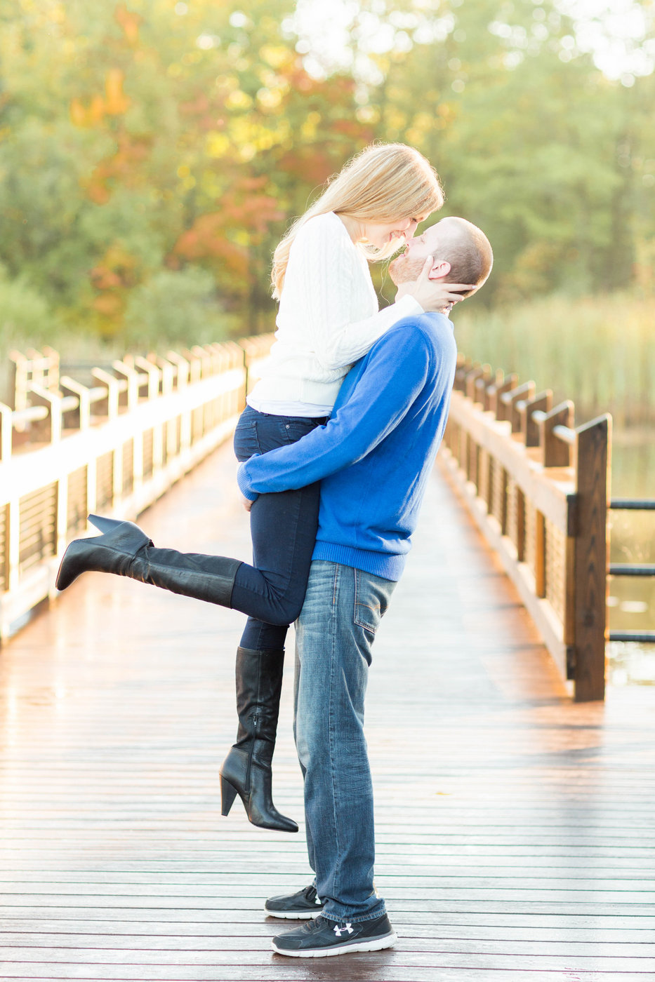 Celebrate your love with a romantic desert engagement session in Scottsdale. This gallery captures golden hour light, majestic cacti, and intimate moments that beautifully reflect the unique charm of the Sonoran Desert