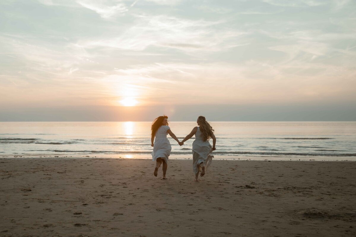 Lauw-Design-&-Photography-Loveshoot-Strand-5
