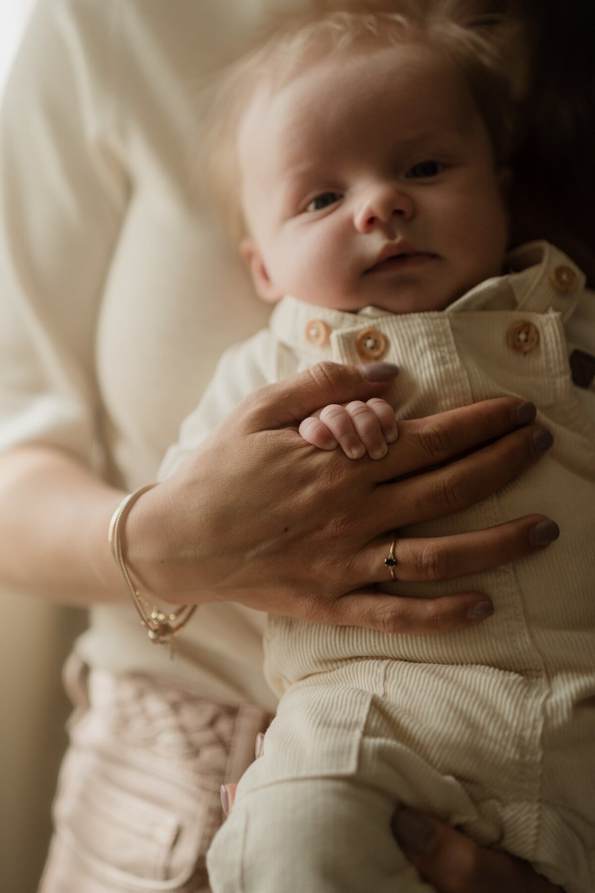 21-BEAUABO-DS302301-min