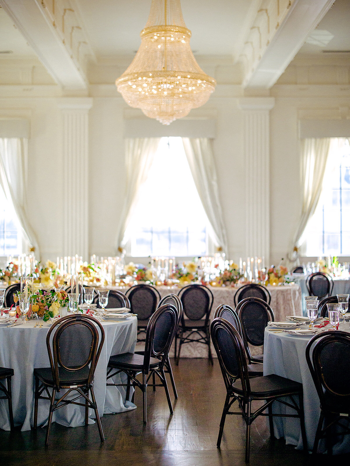 KC Cloud Wedding Seating Chart Mason Dallas room shot 3