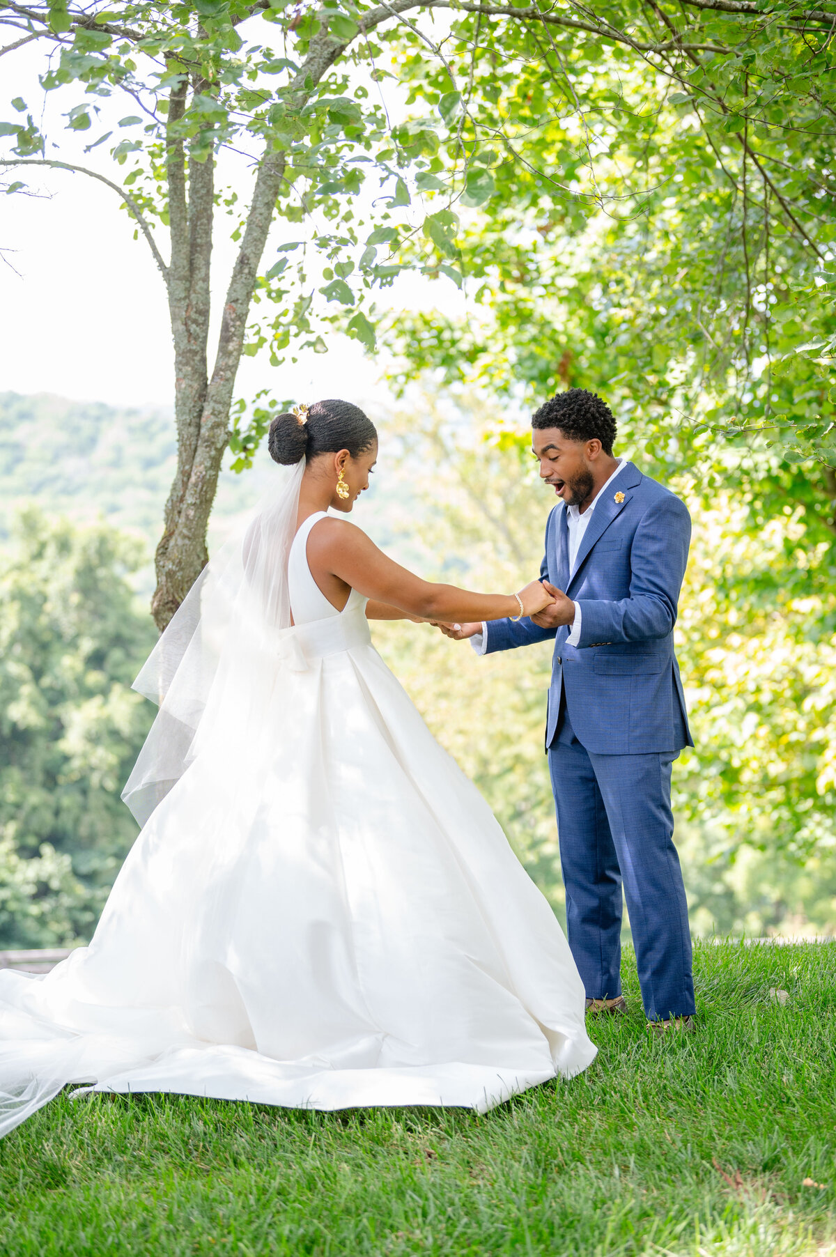 Alena&CaziahSneakPeak18
