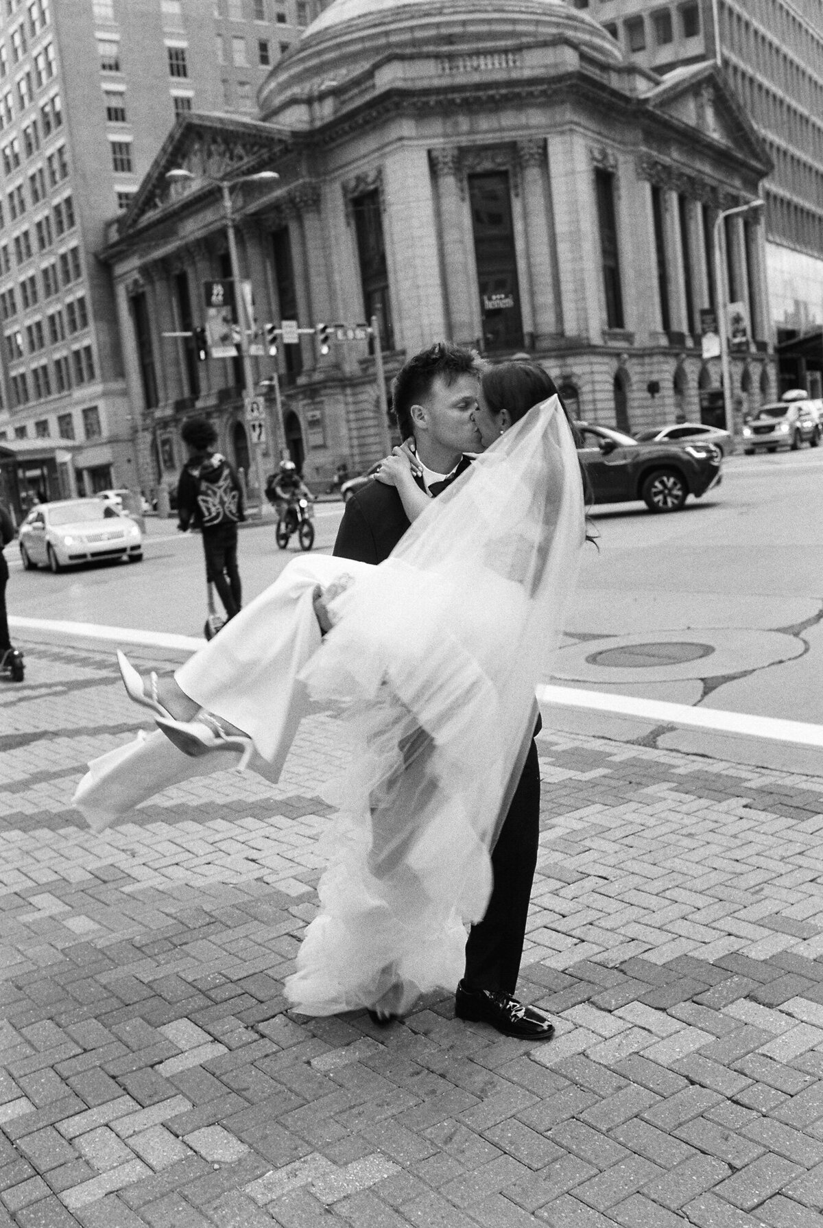 Windows_on_the_River_Wedding_Serena_Johnny_Swidrak&Co.-489