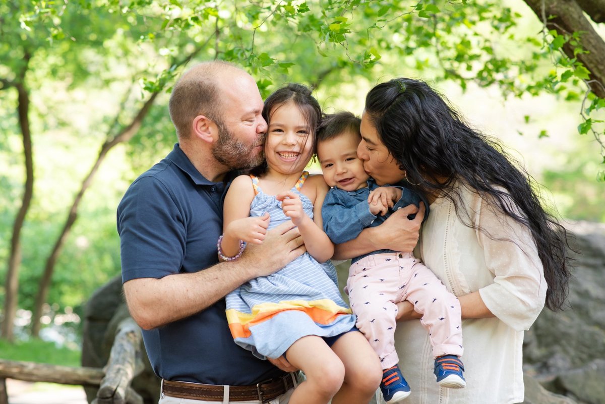 5.11.19.VasquezFamily-10_WEB