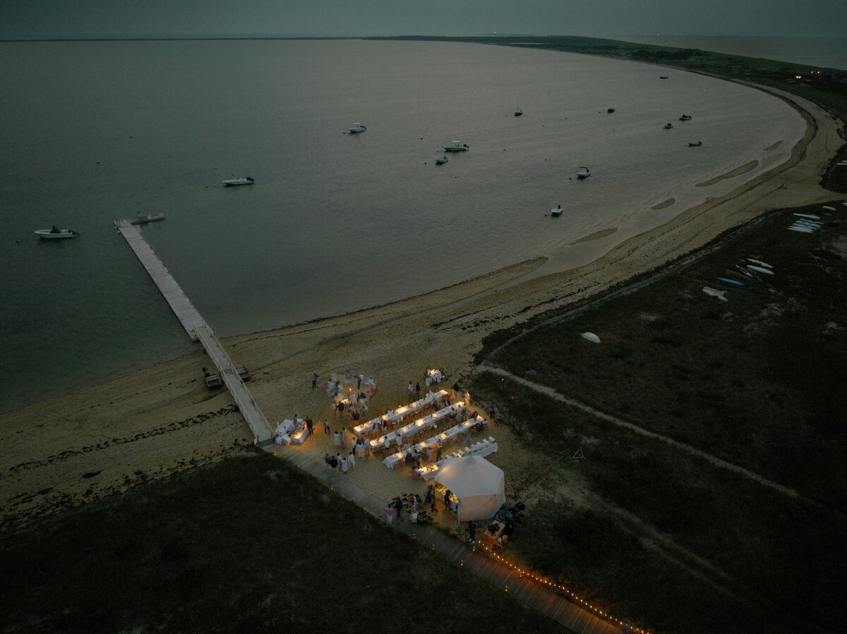 Wauwinet_Nantucket_Wedding_LevKuperman_024