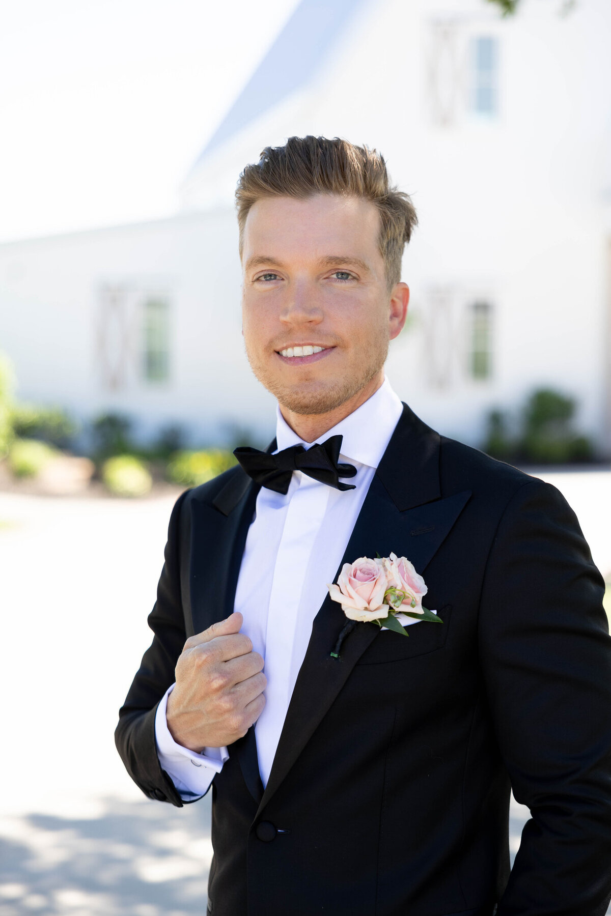 TNAI_Emily & Corey_5.3.25_Getting Ready-80_(2048)