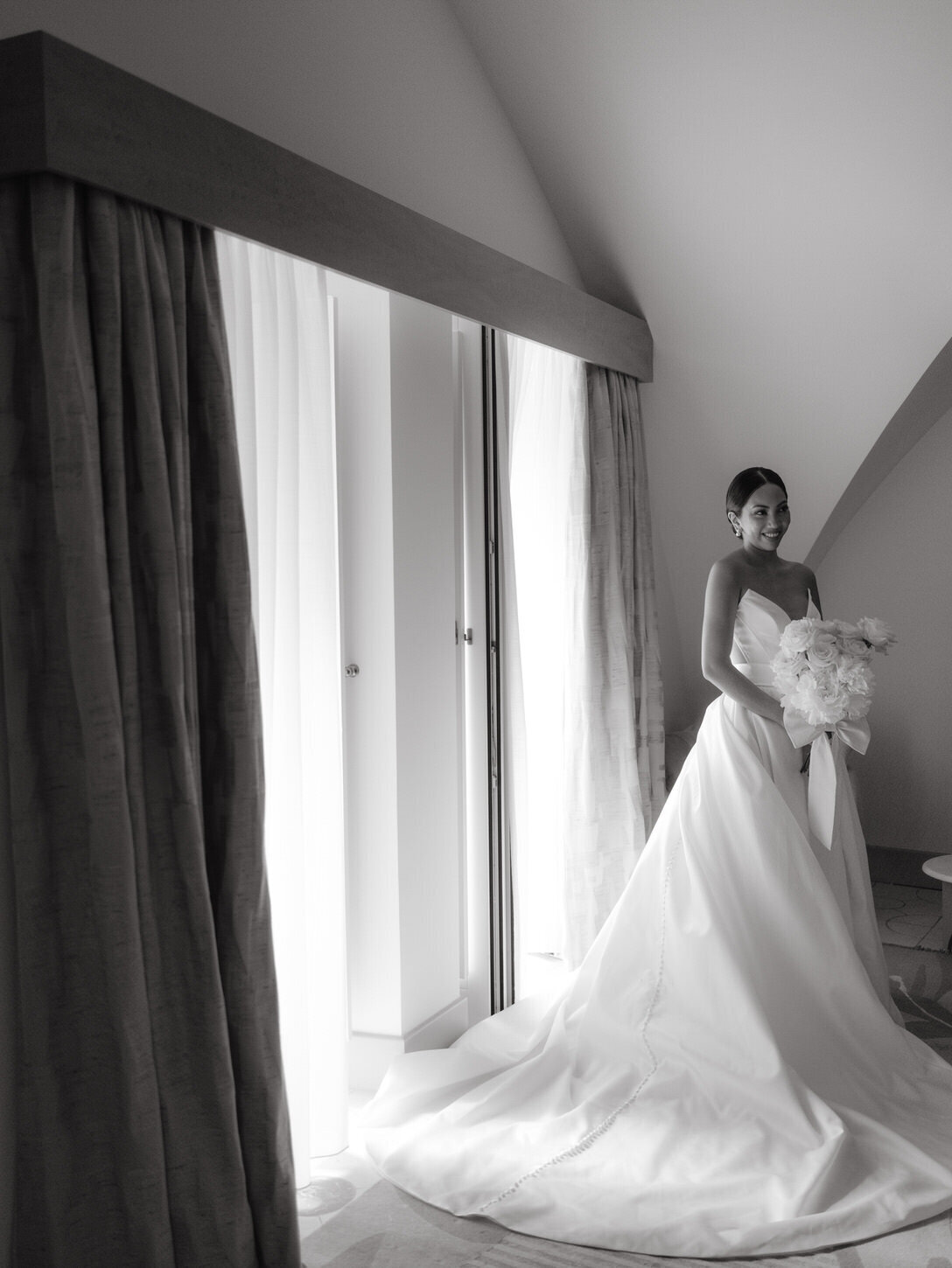 caruso-belmond-hotel-amalfi-coast-ravello-wedding-02-bride-window-light-jenny-fu-studio