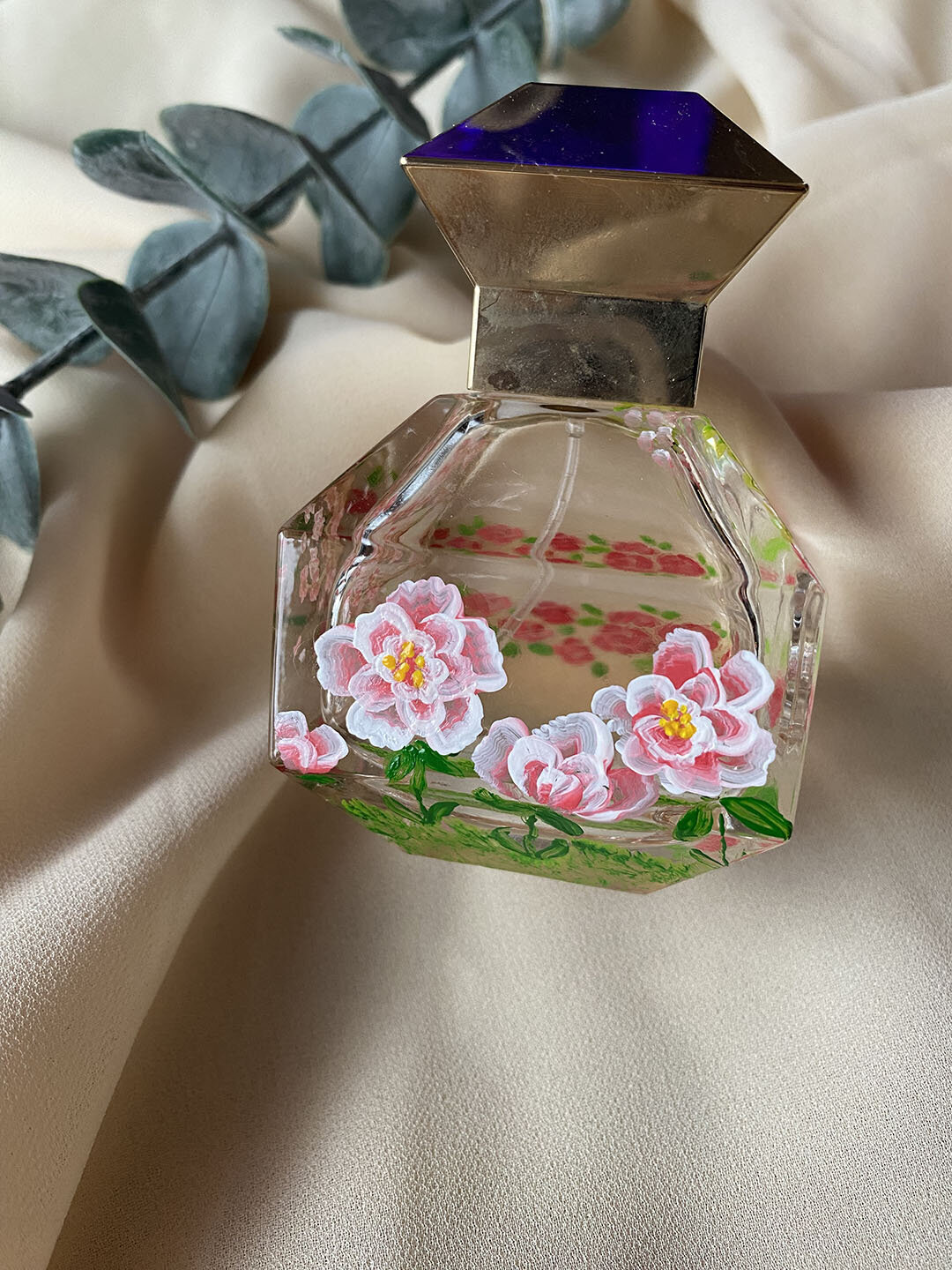 Los Angeles Bottle Painter Peony Painted Tory Burch Bottle