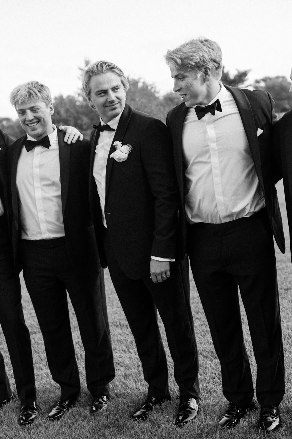 NikkiSanterre_EastCoastLuxuryWeddingPhotographer_WilmingtonWeddingSocialGracesEvents_Emma&Andy-155