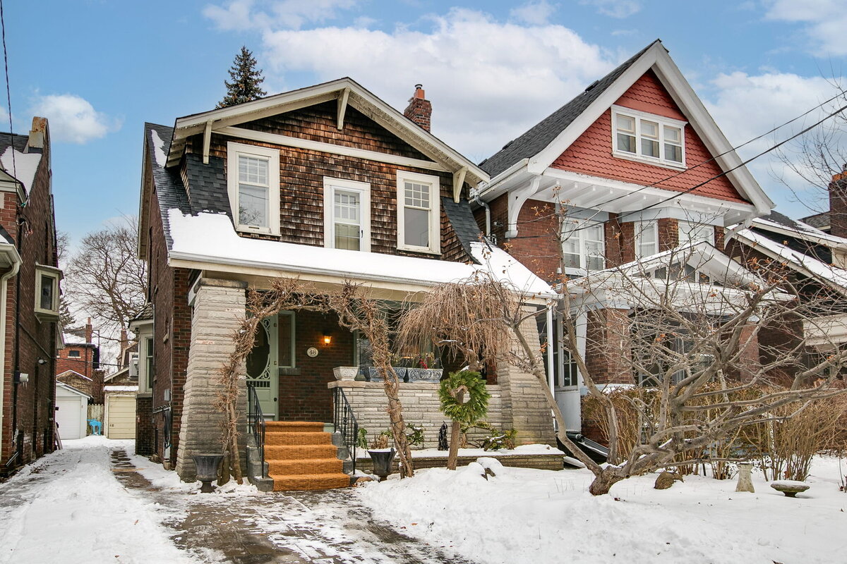 64-web-or-mls-1_001_Exterior Front