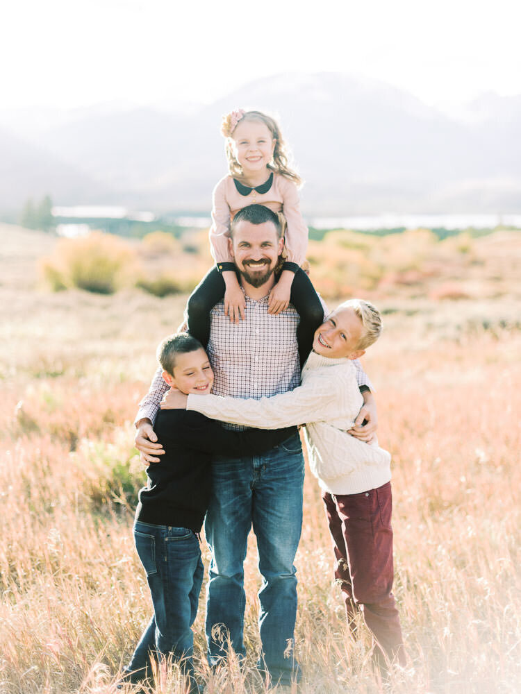 Colorado-Family-Photography-Fall-Color-Family-of-5-Keystone-Mountain21