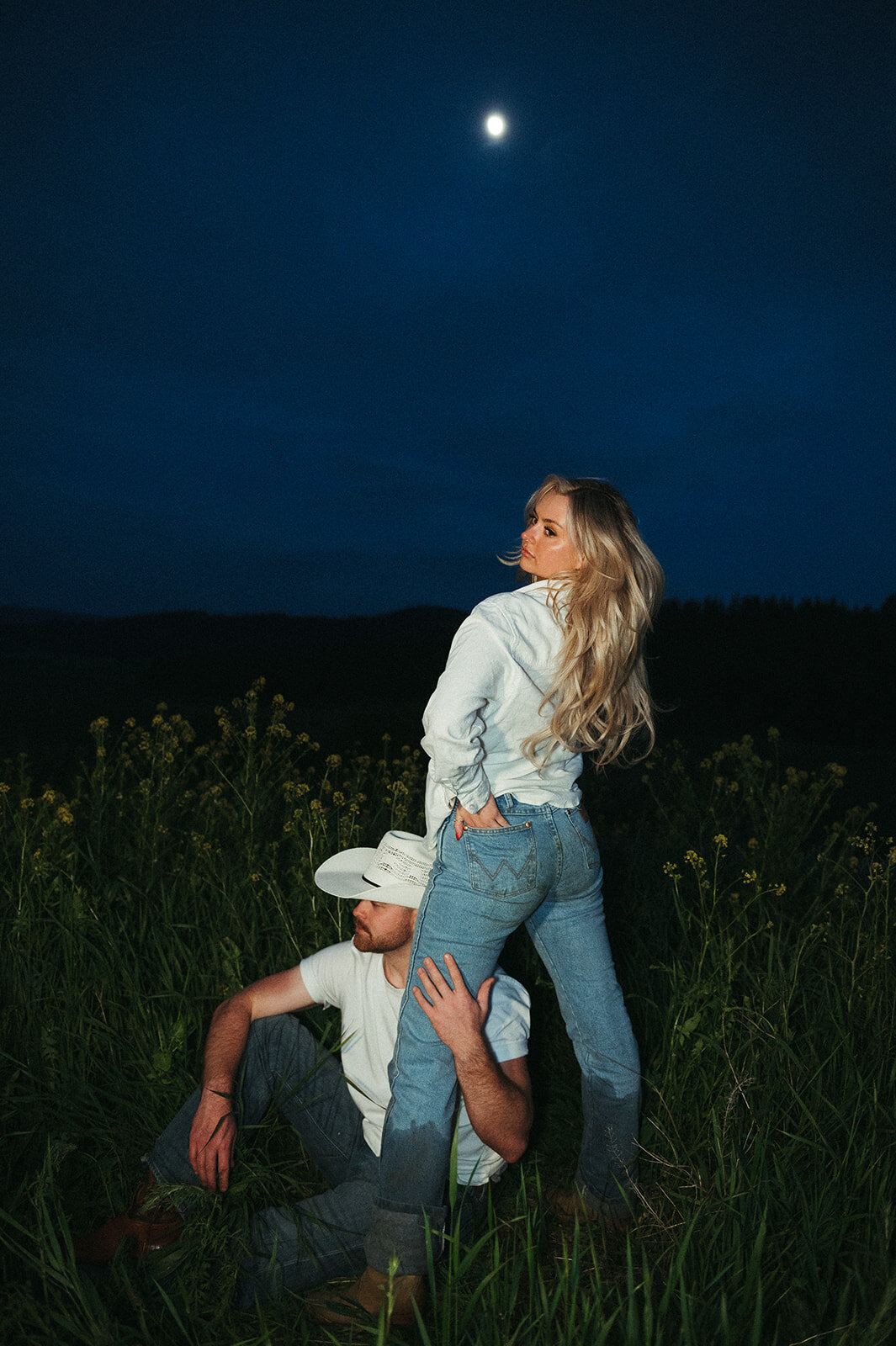 presley-gray-nighttime-western-montana-engagement0105