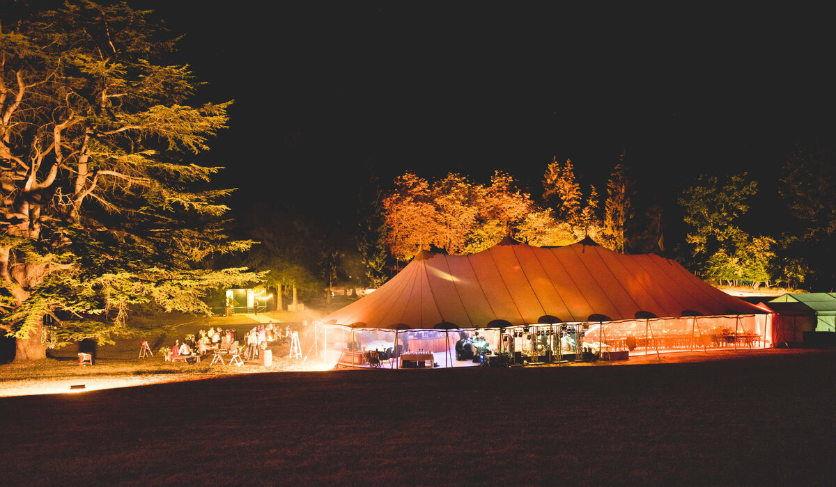 38 wedding-planners