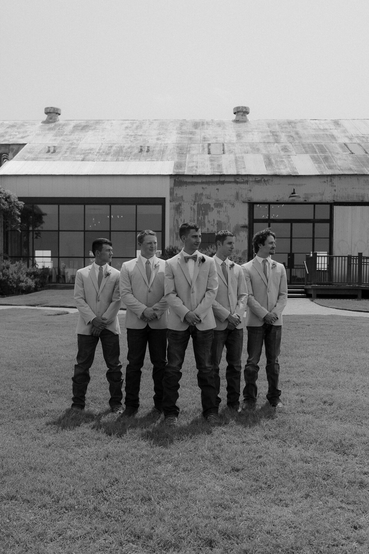 Romantic wedding photography at The Gin at Hidalgo Falls in the College Station area.